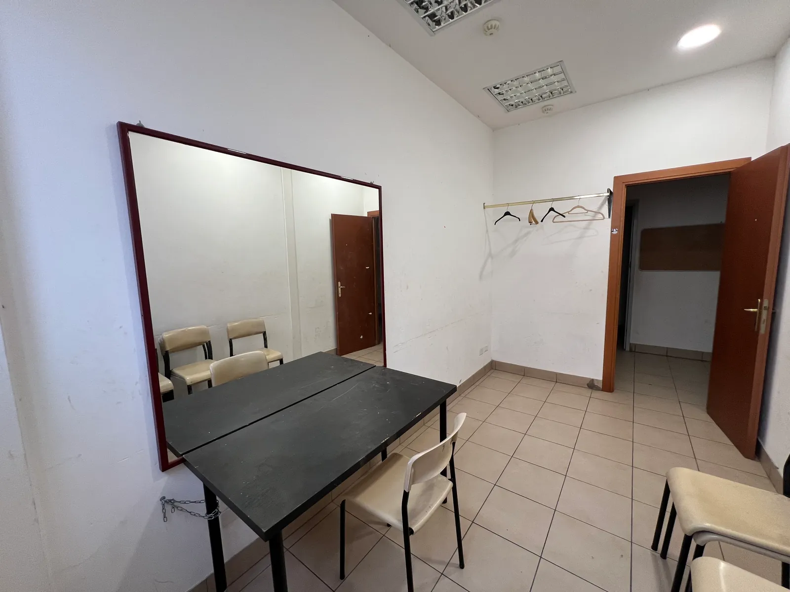 Camerino (x2) con 2 WC